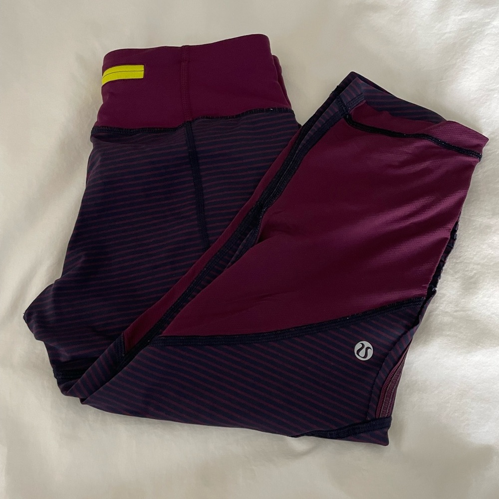 Lululemon purple stripped cropped leggings size 4